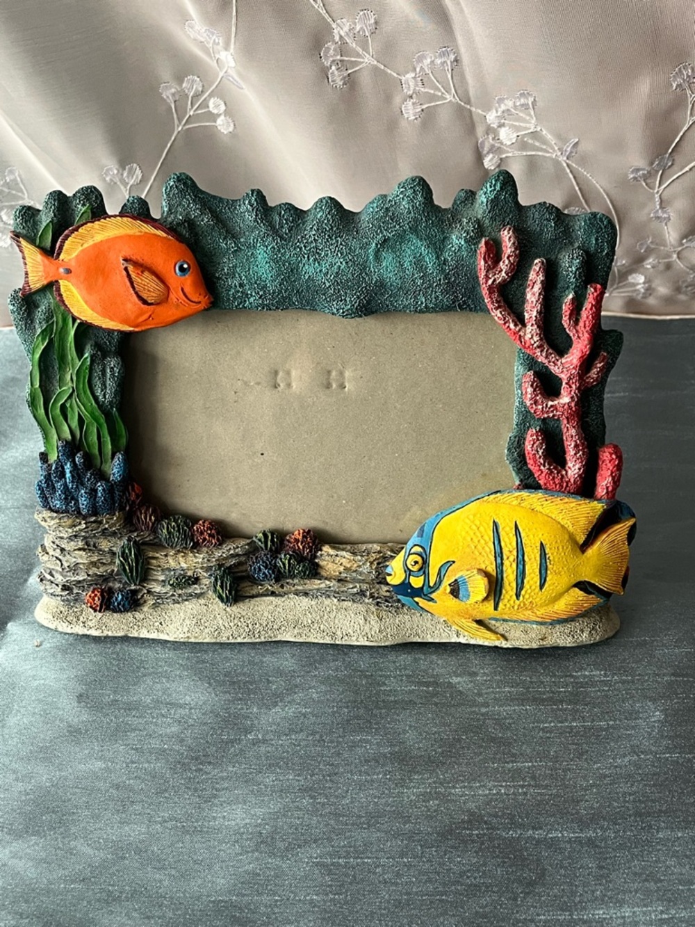 Vintage 1994 Figi Graphics Tropical Fish 3D Resin Photo Frame – Ocean Reef Theme